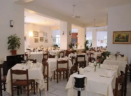 Hotell Mondial Praia a Mare