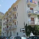 Hotel Mondial
